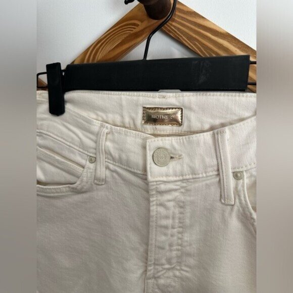 ⭐️ MOTHER - THE RASCLE ANKLE SNIPPET JEANS IN WHIPPING CREAM - Picture 8 of 14